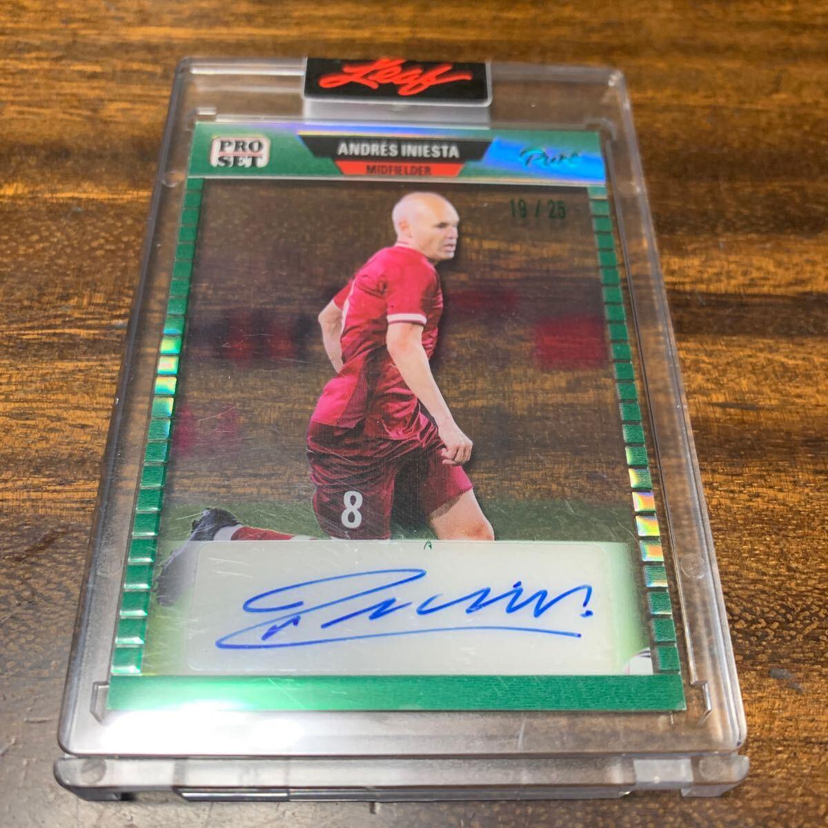 Used Andres Iniesta 23 Leaf Pro Set 25 limited autograph cards