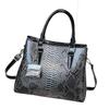 New Snake Skin Pattern Large Capacity Women's Handbag Fashionable Leather Handbag Shoulder Bag with Zipper And Phone Pocket