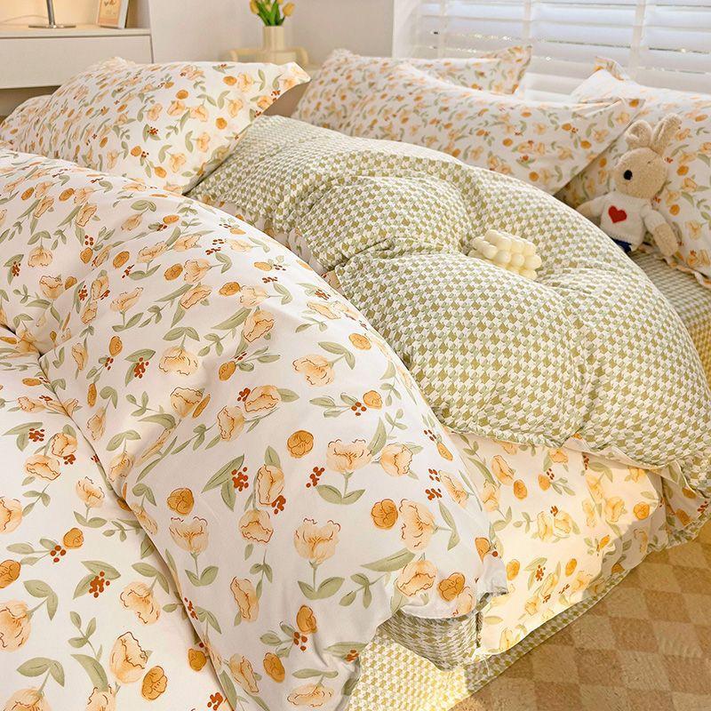 Small Fresh Bed Four-piece Dormitory Quilt Cover Three-piece Bed Sheet Set