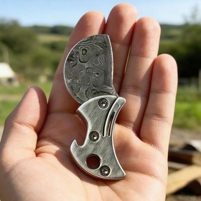 1/2Pcs Mini Bottle Opener EDC Cutter Heavy Duty Metal Lightweight DIY Packages Camping Multifunctional Bottle Opening Tools