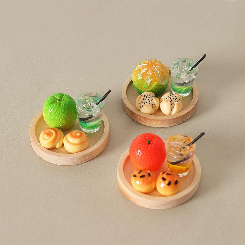 5 Pezzi Casa delle Bambole Simulazione Mini Pane Dim Sum Bevanda con Tavola Decorazione Tè Pomeridiano Progettato Per Bambini Gioco di Finzione Giocattoli
