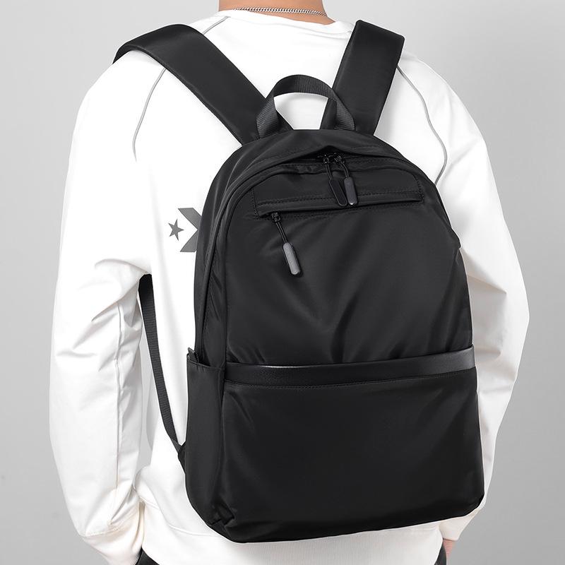 Men's Large Capacity Polyester Backpack for Junior High Students – Trendy, Casual, and Perfect for Travel or Computers