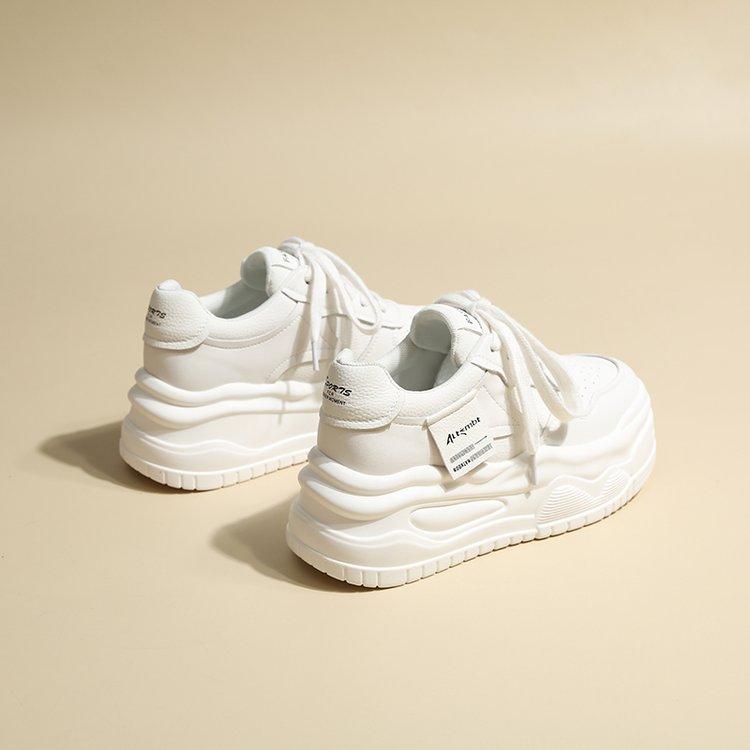 Inner height-increasing women's shoes leather 2025 spring new versatile thick-soled small man black and white muffin white shoes women's board shoes