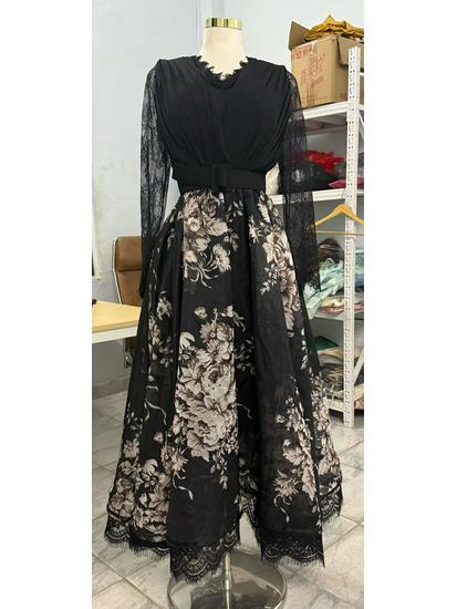 

Elegant Floral V-Neck Lace Sleeve Dress with Belt XL коричневый