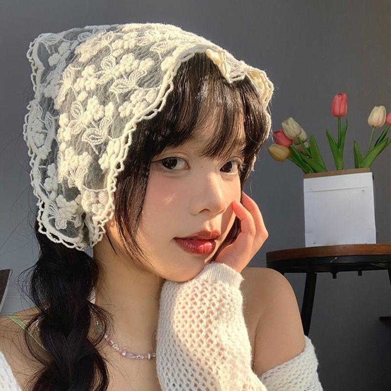 Cute Sweet Retro Lace Floral Head Scarf Trend Elegant Headwear For Women Girl Triangular Scarf Headband To Tie Hair