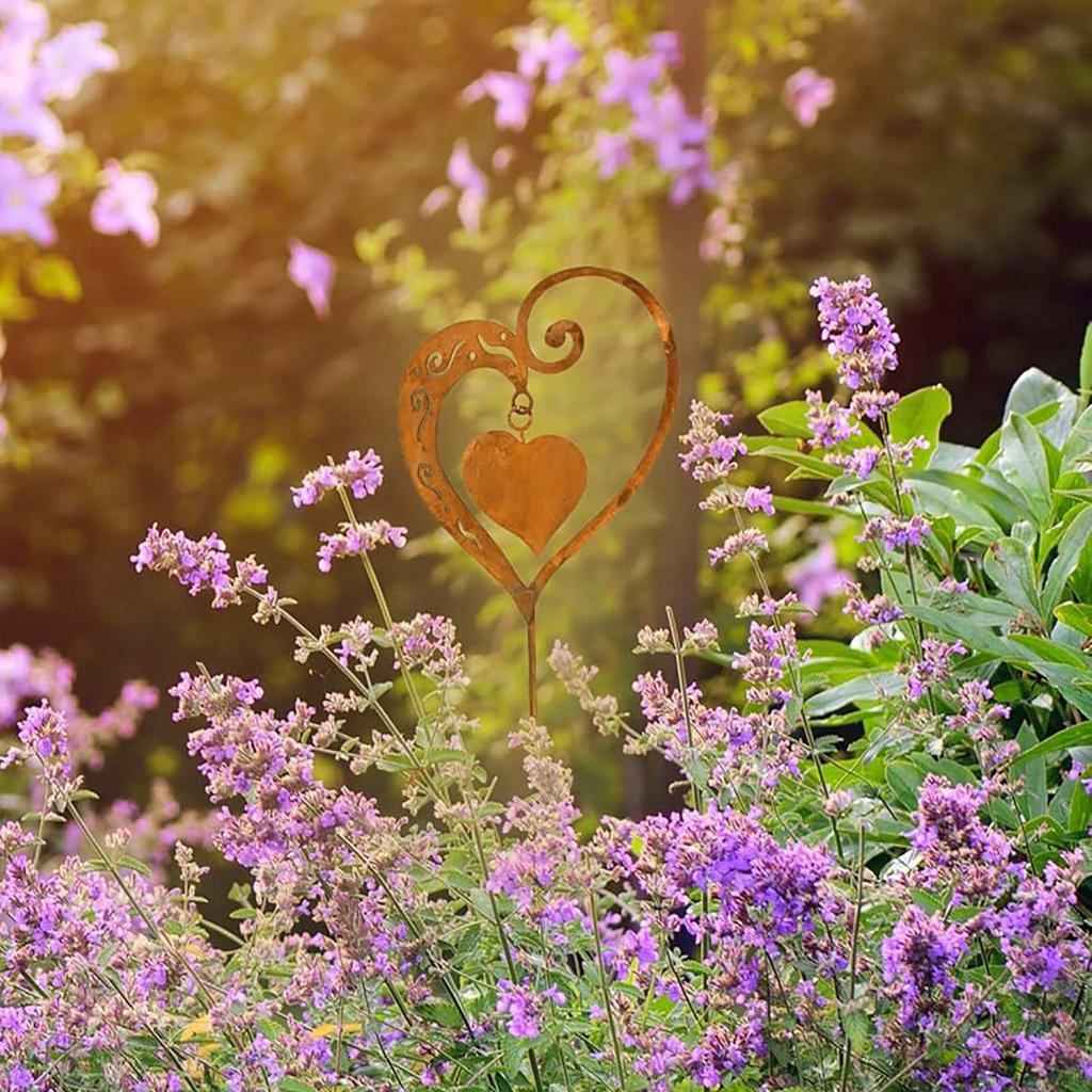 Antique Finish Heart Garden Decorative Ground Stake Metal Yard Stakes Rust Resistant for Outdoor Indoor Decoration