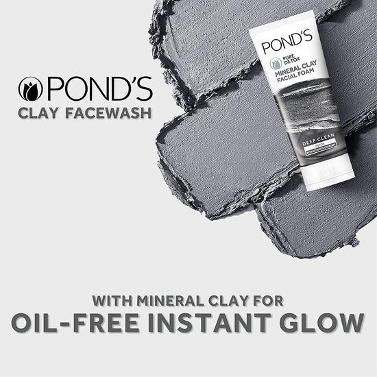 POND'S Pure Detox Mineralerde Aktivkohle, 4X Ölabsorbierend, Entgiftend, Für Ölfreien Sofortigen Glow, Gesichtswäsche 90 g
