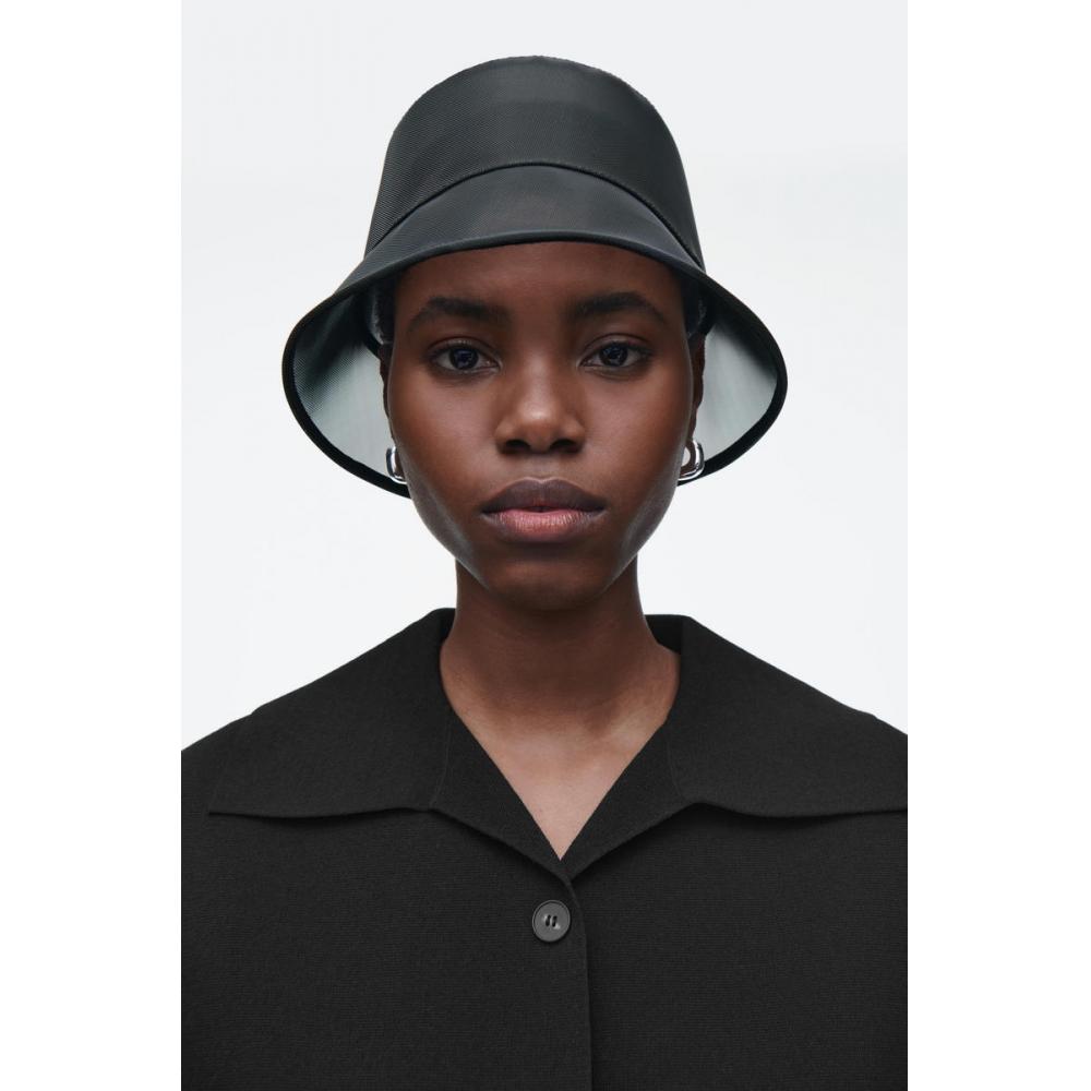 

Cos Japan Mesh Bucket Hat Black/M/L