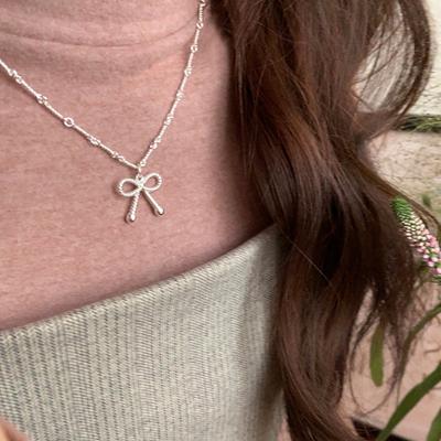 Náhrdelníky a prívesky – Náhrdelníky