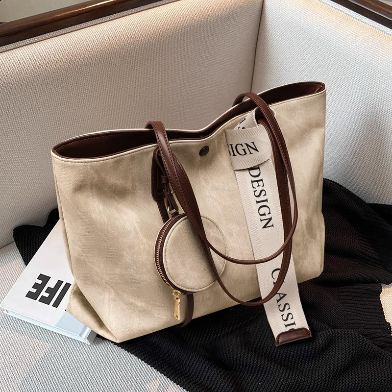 Tote Bag Women's New Women's Bag Large-capacity Shoulder Bag College Student Commuter Armpit Bag
