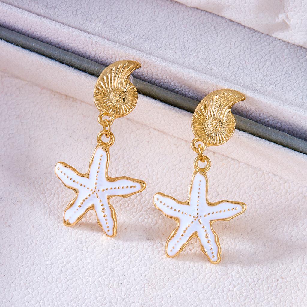 Ocean Style Conch Starfish Earrings Stud for Women Summer Beach Dangle Metal Enamel Earring Girls Party Summer Jewelry Gift