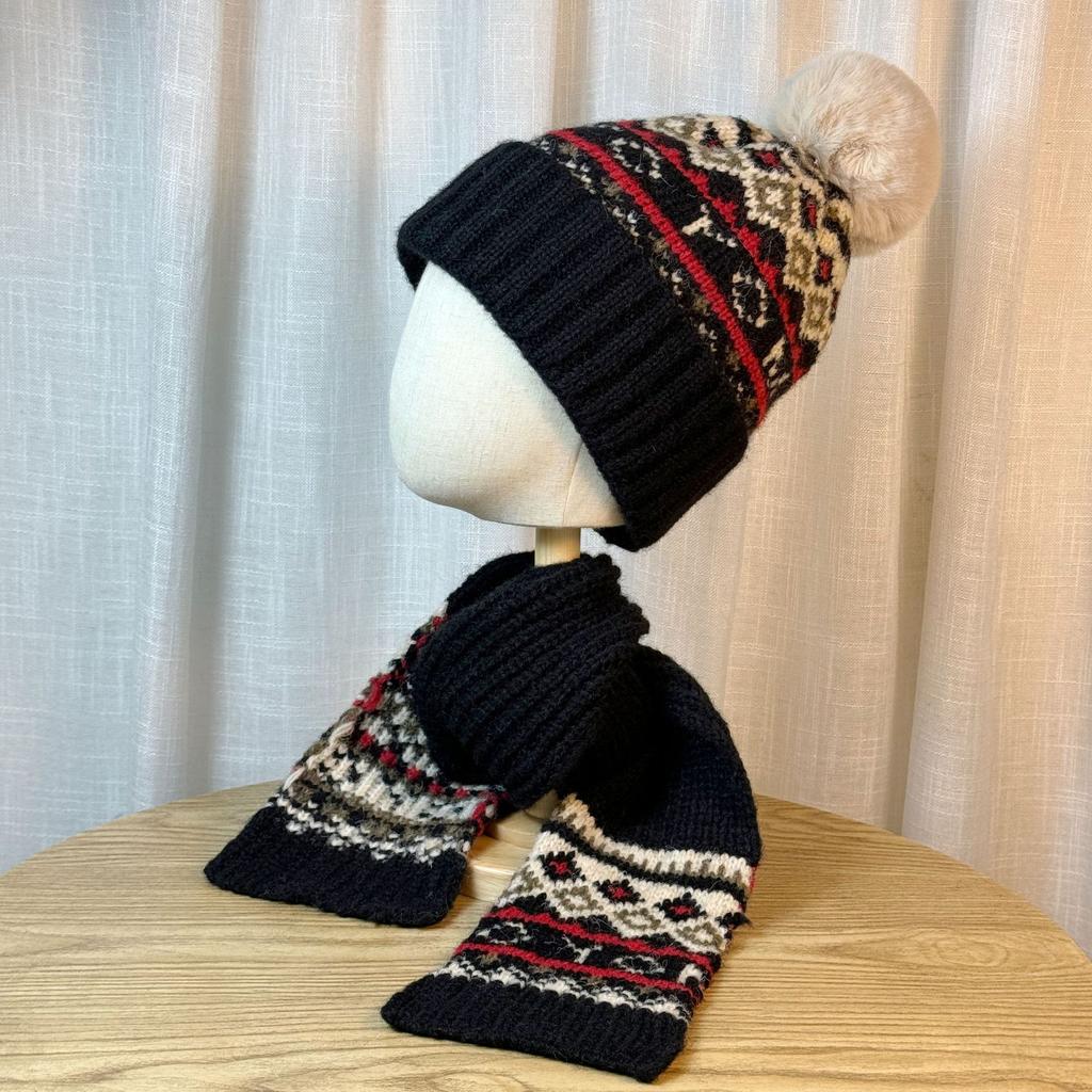 Scarf Hat Women's Winter Two Piece Set New Warm Large Head Circumference Knitted Woolen Hat Scarf Suit Cold Hat
