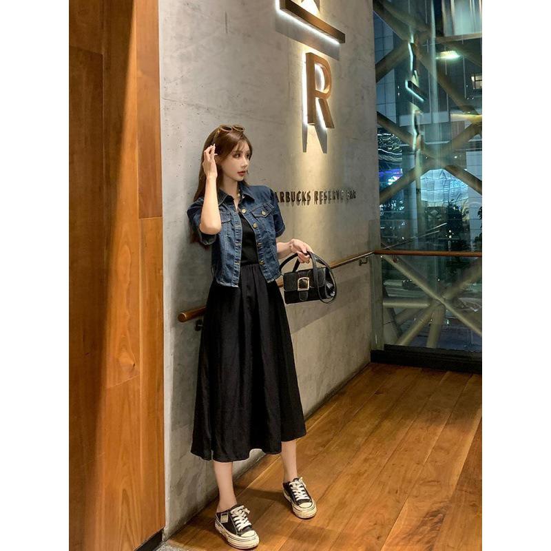 Women's Retro Pure Style Short Denim Jacket - Summer Petite Fresh High-End Outerwear, Age-Defying Thin Jacket