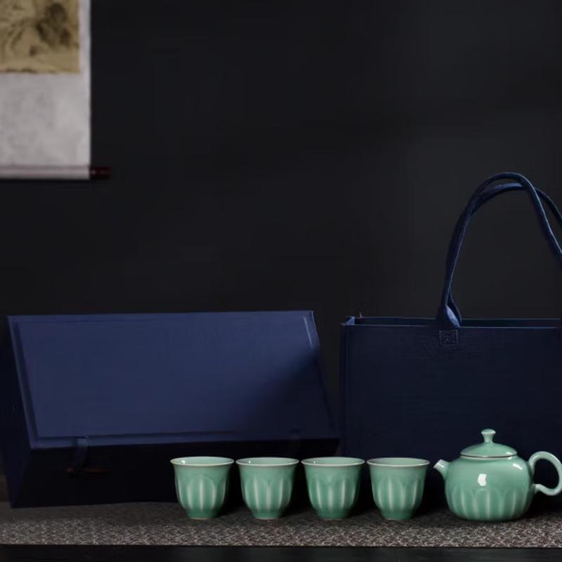 Yihude Green Lotus Pottery Tea Set (1 Pot, 4 Cups)