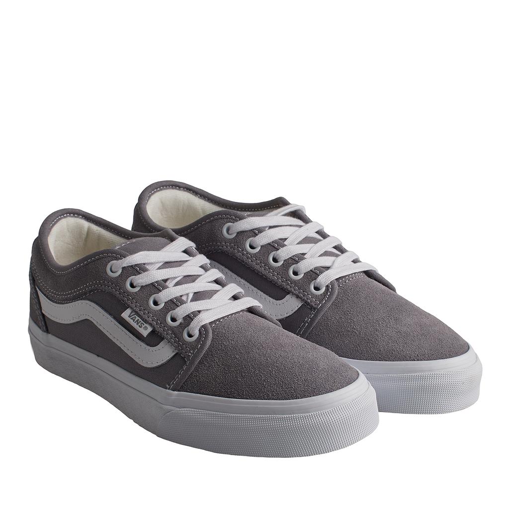Men's Chukka Low Sidestripe VN0A2Z3QLTG1 Skate Shoes