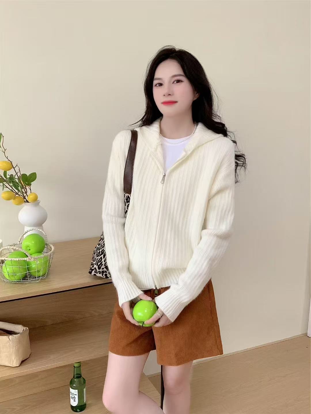 

Осень и зима новый однотонный худи с двойной молнией, с чувством дизайна, с длинным рукавом, свободный вязаный кардиган, куртка-кардиган для женщин One size бежевый