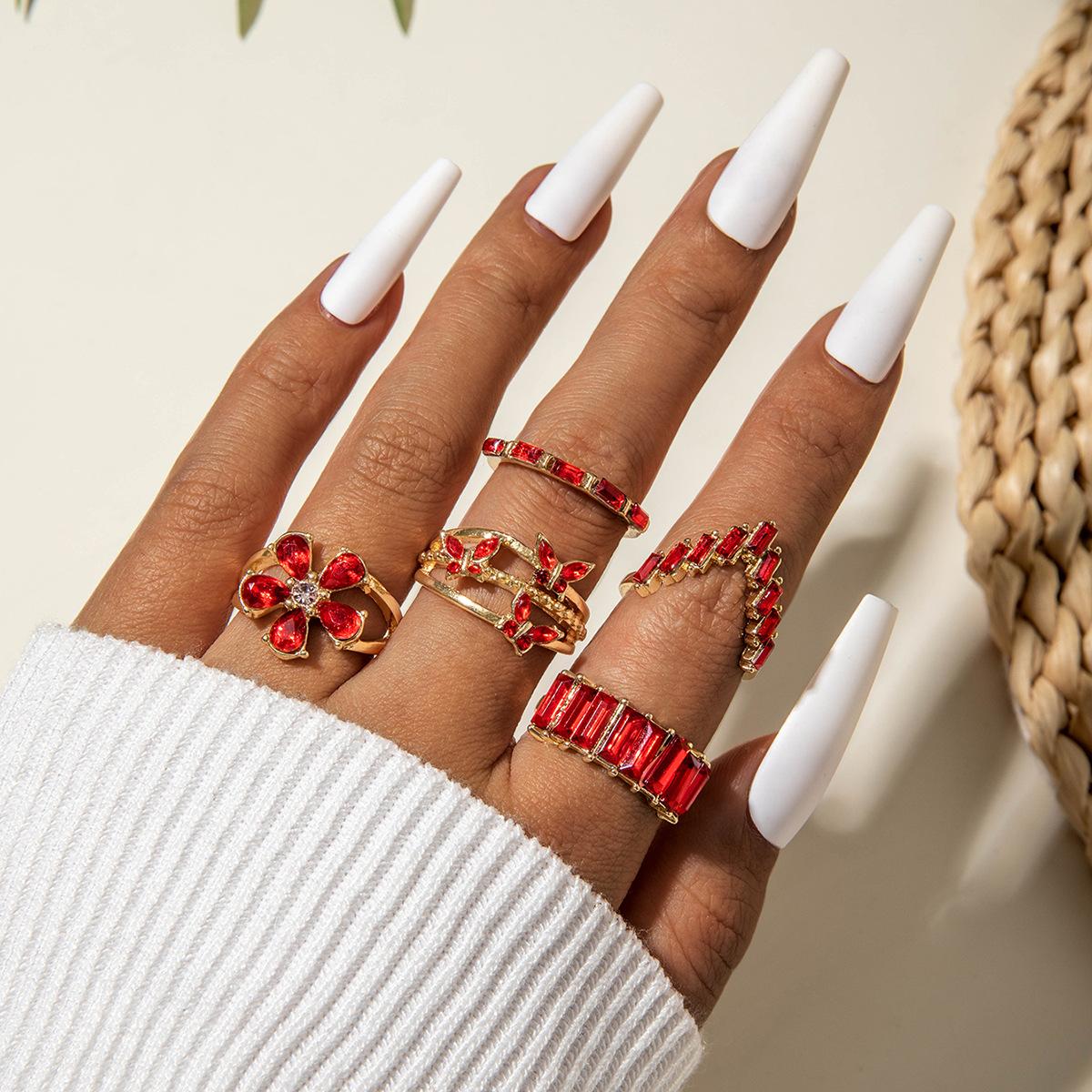 

European and American fashion simple diamond-set flower openwork ring geometric design butterfly ring five-piece set