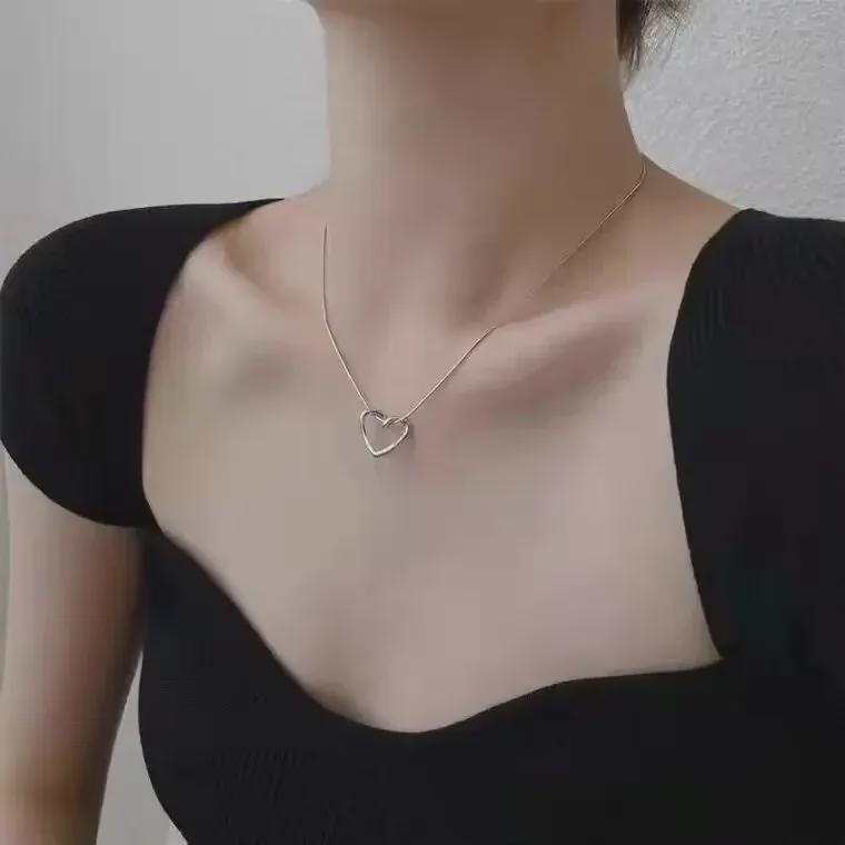 S925 Silver-Plated Heart Necklace - Simple Korean Style for Women, Clavicle Chain, Perfect Gift for Girlfriends and Students