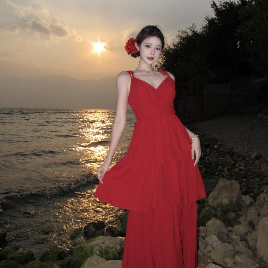 New red V-neck chiffon dress for women's summer lotus leaf edge waist holiday cake dress