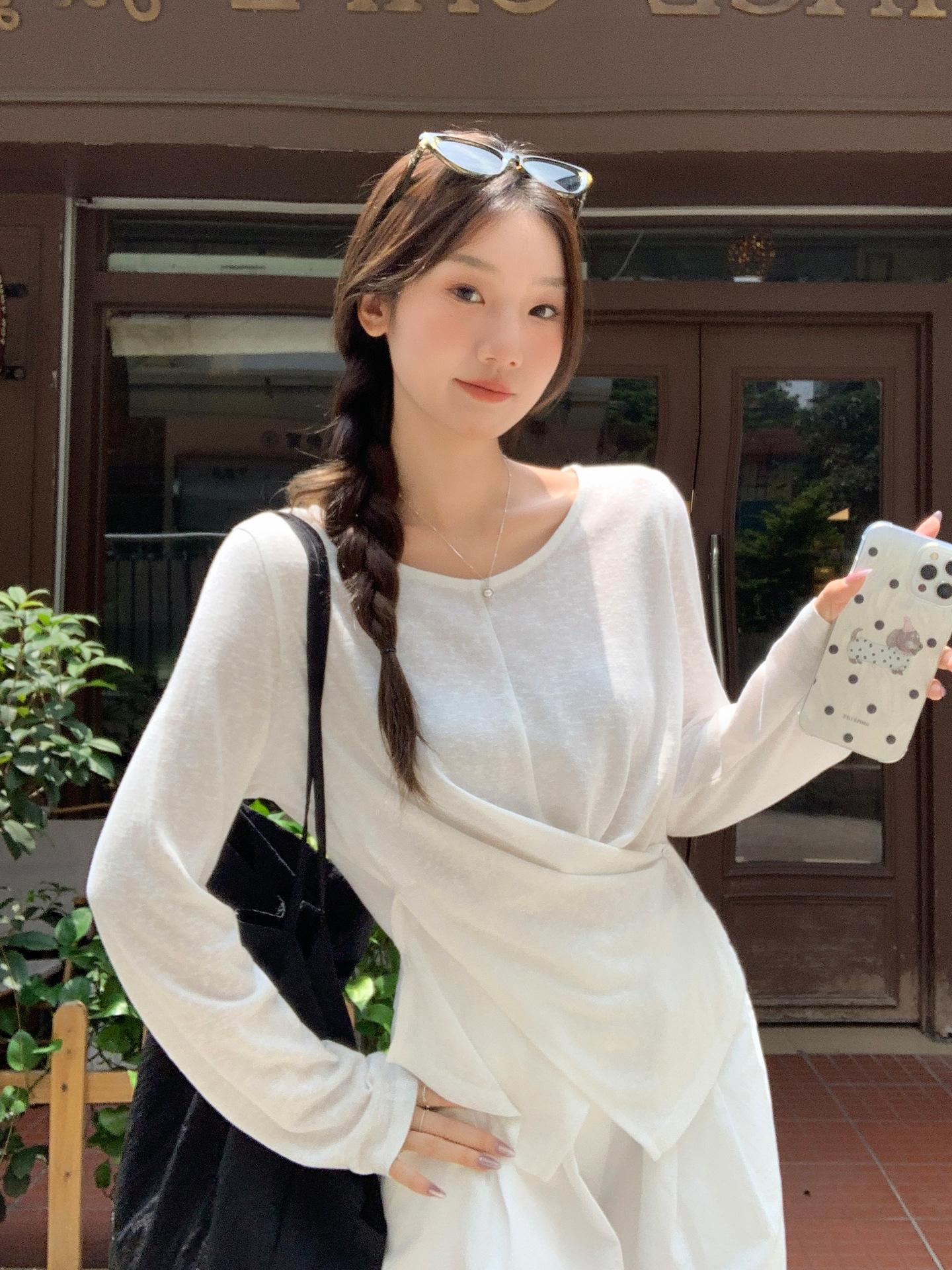 

White irregular cross thin micro-transparent sunscreen blouse T-shirt women s early autumn new loose long-sleeved top S белый