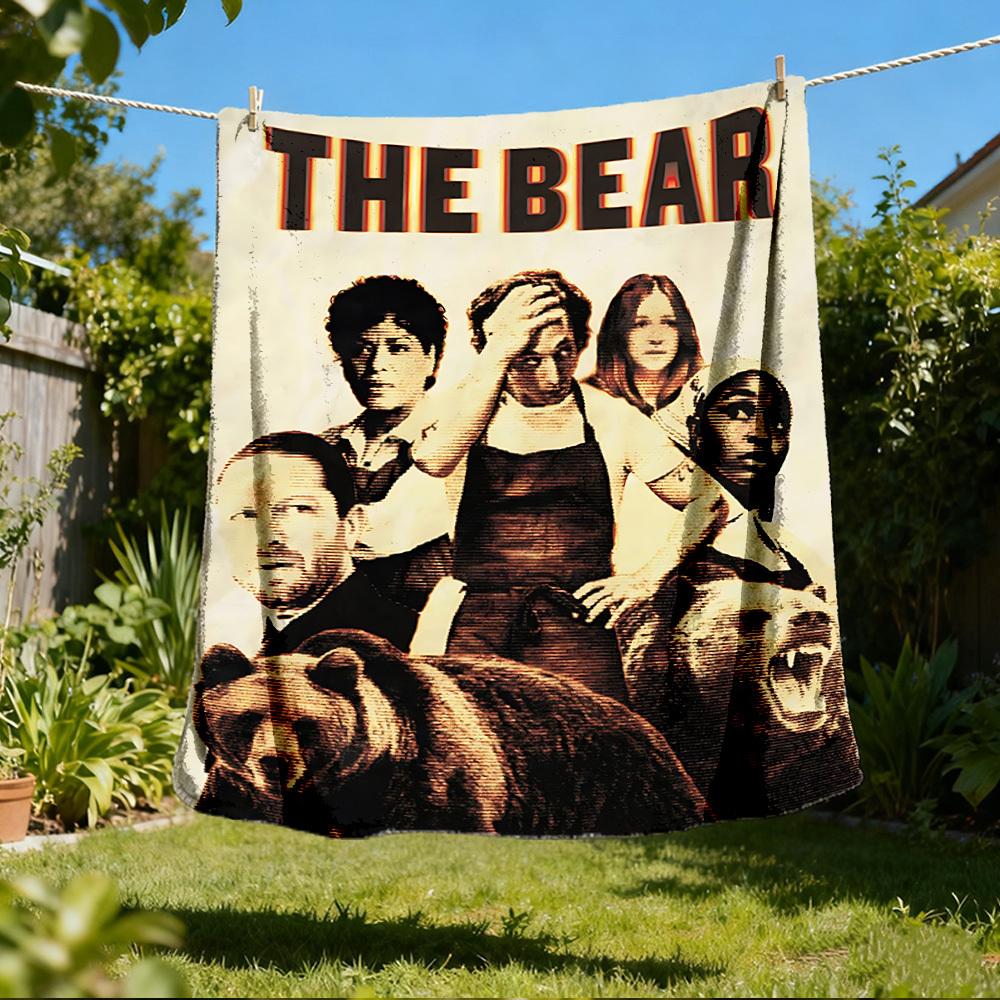 

1pc The Bear Outdoor Personalized Flannel Blanket, Soft, Lightweight Personalized Flannel Blanket, Digital Printing, 80x120cm