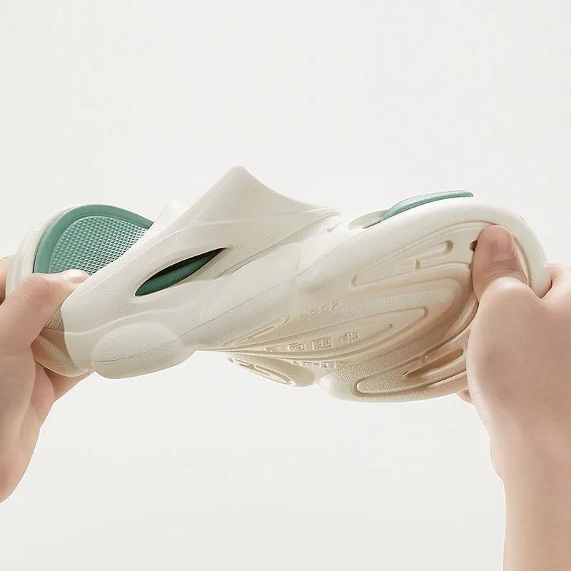 Fashion New Men Summer Slippers Thick Sole House Non-slip Bathroom Shower Slides Outdoor Soft Cloud Fashion Beach Shoe Flip-flop