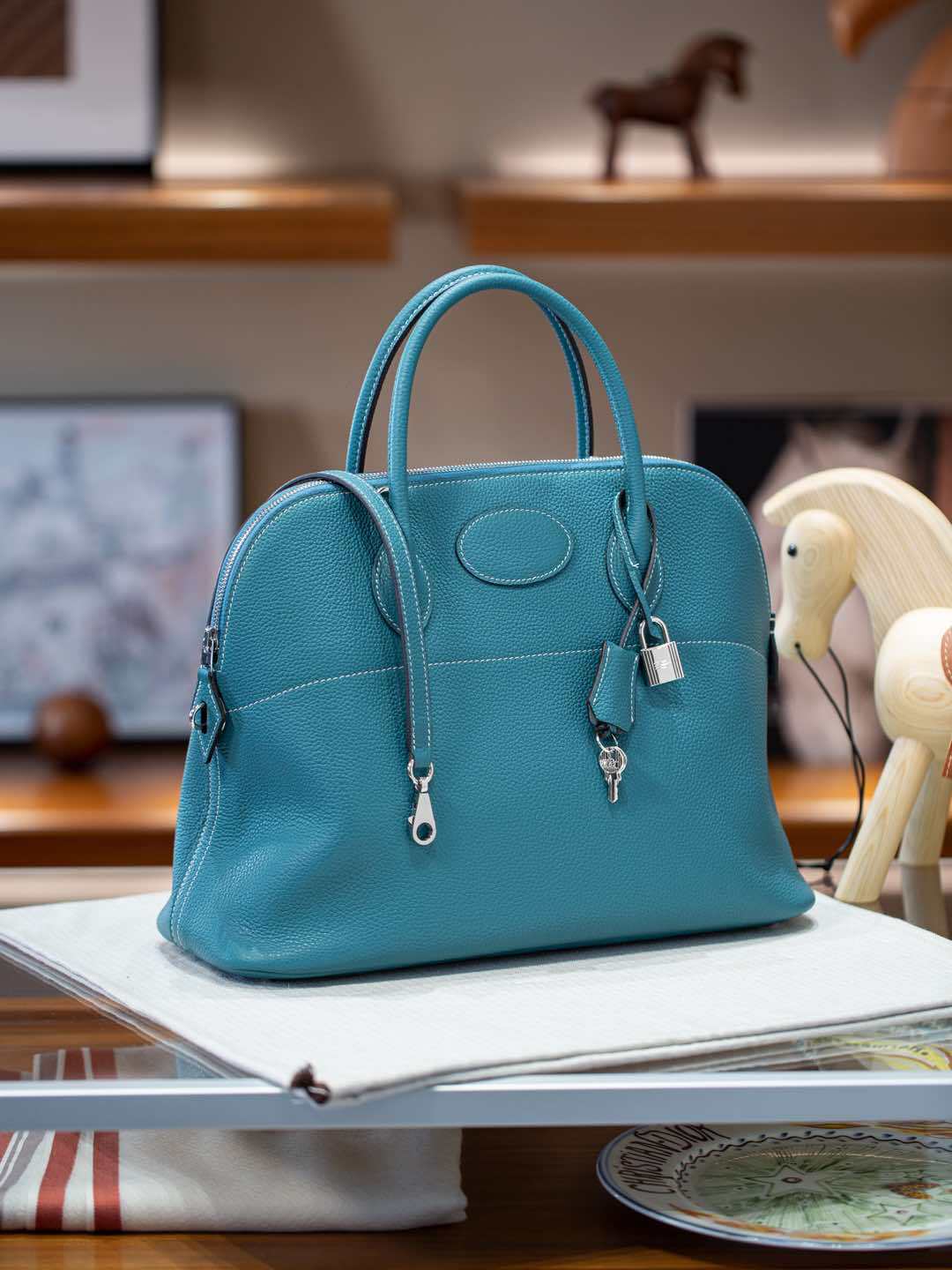 

Bolide35 Классический стиль Сохранена Круглая сумка Верхний слой Кожа Того Ретро Ручная текстура Сто сочетаний Женская сумка 31cm синий