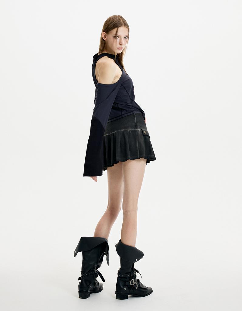 Akeumeseodeu Layered Cutout Off-Shoulder Long Sleeve (Charcoal)