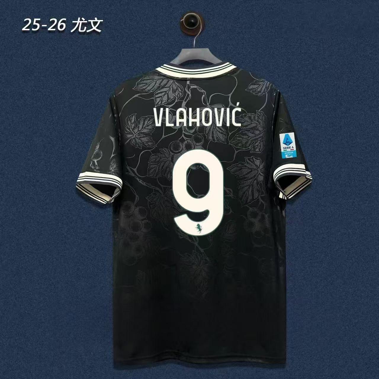 2526 Jauns karstais Juventus krekls, Čempionu