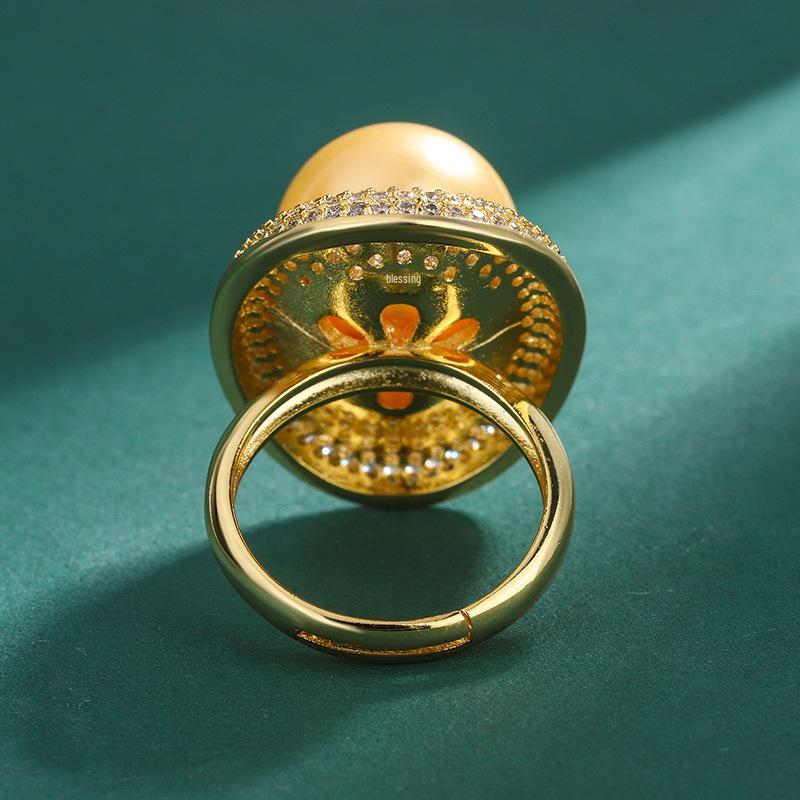 Ladies' Vintage South Sea Golden Pearl & Diamond Adjustable Ring