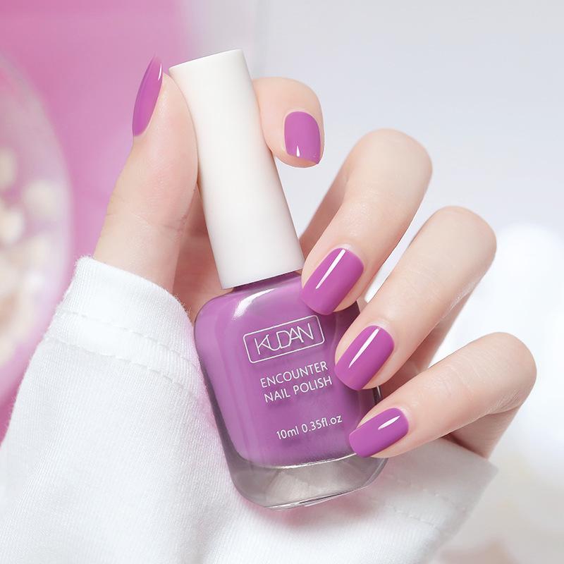 Long-Lasting Water-Based Peelable Nail Polish - No Lamp Needed, Quick-Drying, Colorfast, Perfect for Students and Salons.
