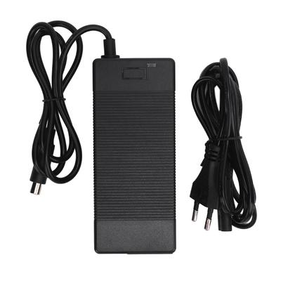 Elektroroller-Ladegerät Li-Akkuladegerät und Kabel für M365 DC42V 2A Ausgang Mehrfache Schutzvorrichtungen