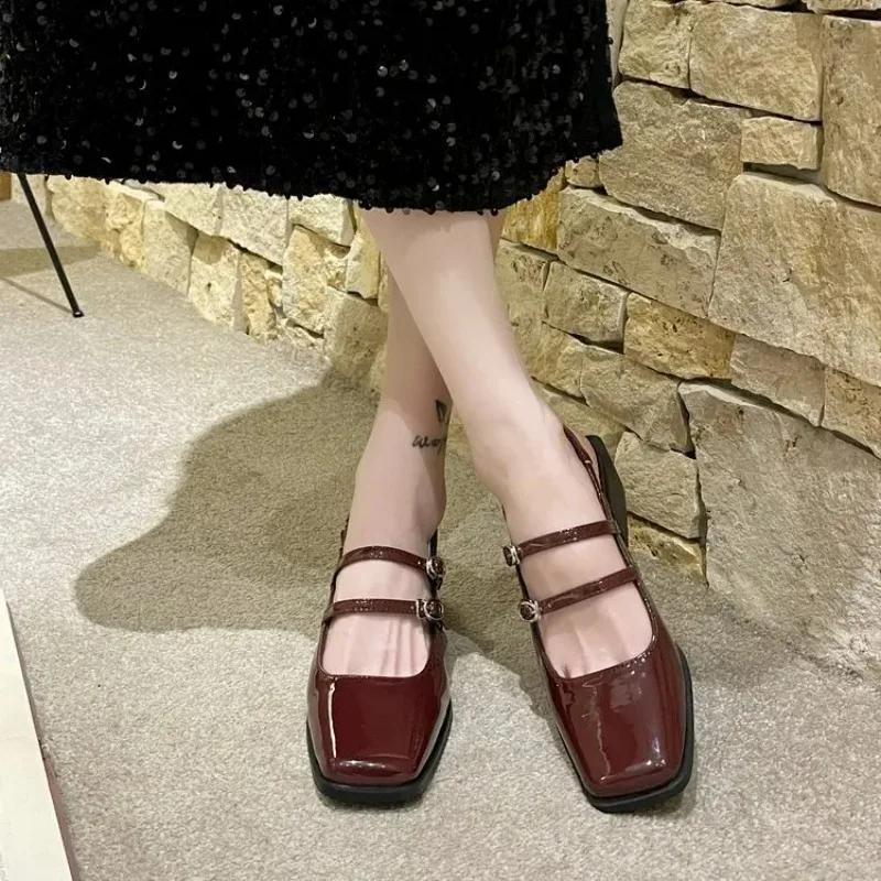 Fashion 2024 New Baotou Sandals Women Retro Square Headed Thick Heels High Heels Back Hollow Line with Bright Leather Shoes