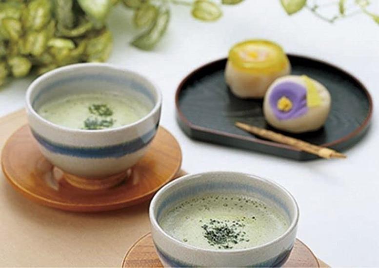 Te-kvarn, Te-malmaskin, Te-bladkvarn, Grönt te-kvarn, Justerbar grovlek, Kan demonteras och rengöras, Kall- eller varmbryggning, Tillverkad i Japan,