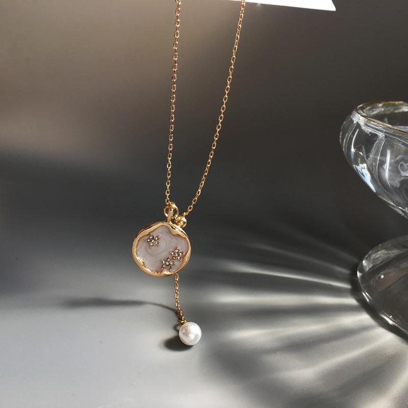 Dana Carrie Women jewelry Short pendant clavicle chain jewelry necklace accessories neck chain Dana Carrie Women jewelry Short pendant clavicle chain jewelry necklace accessories neck chain