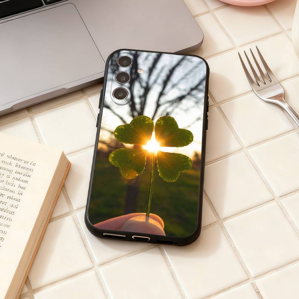 Lucky Four-Leaf Clover Phone Case For Samsung Galaxy A73,A72,A71,A70,A53,A52,A51,Others Soft Black Shell