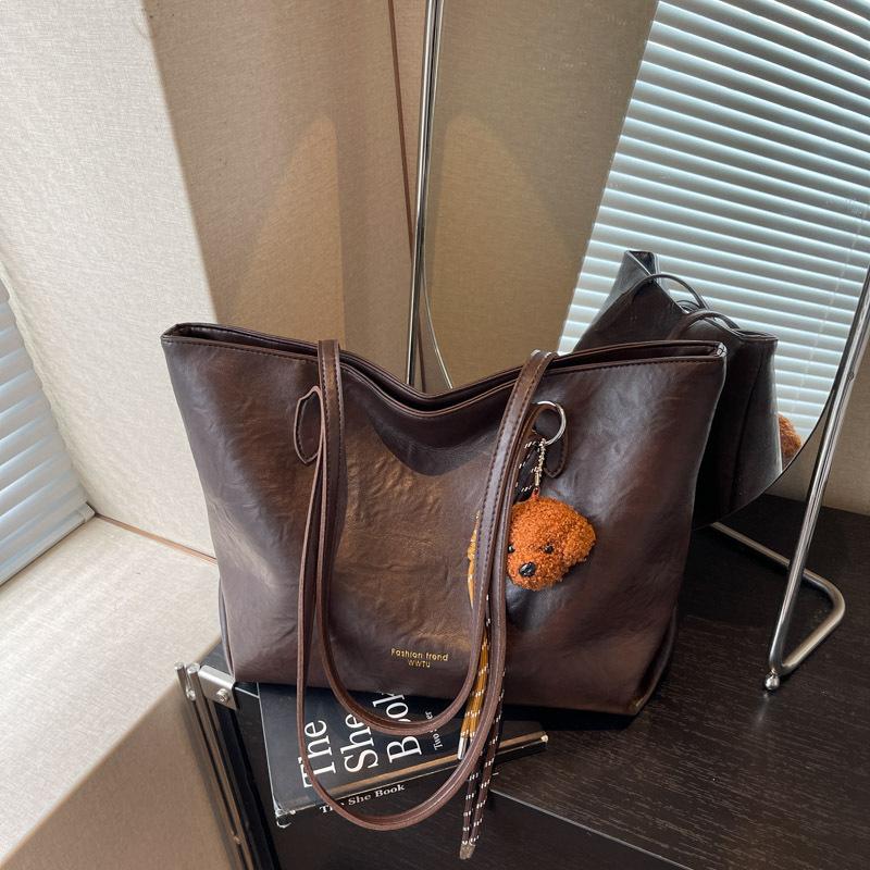 Large-capacity Bag Women's Autumn and Winter New Simple and Fashionable Shoulder Bag Commuter Tote Bag
