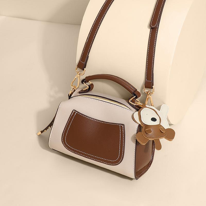 New Bag for Women's Crossbody Bag Fashionable and Versatile High-end Genuine Leather One-shoulder Carry-on Pillow Bag
