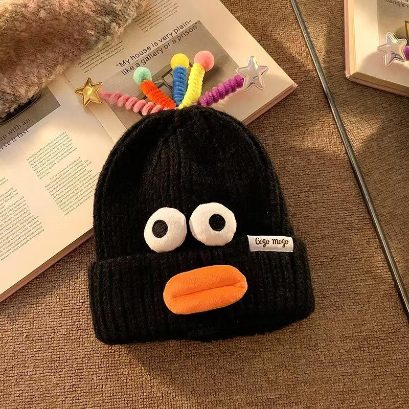 

Fashion Festival Accessories Cute Clown Wacky Knitting Mao Line Hat Women Autumn and Winter Cartoon Thickened for Keep Warmth Ear Protection Hat чорний