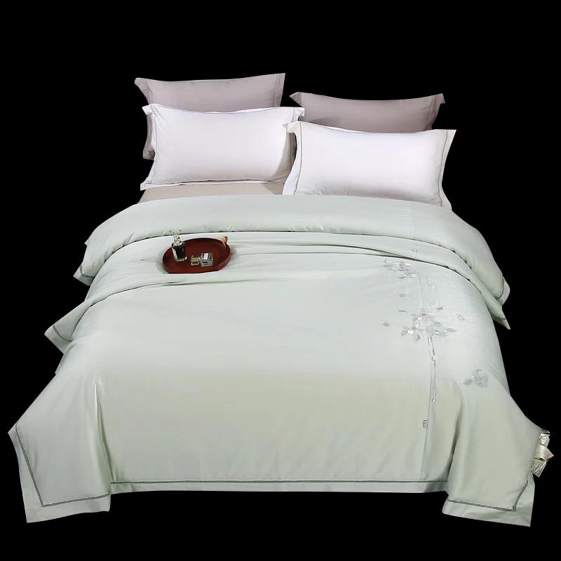 

Youmeng Jiaju Xiang Embroidery Silk Quilt