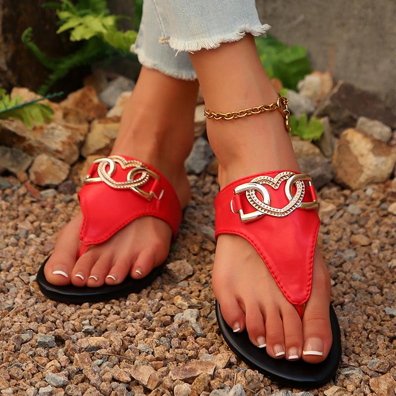Fashion Metal Decor Summer Flip Flops for Women Lightweight Clip Toe Flat Sandals Woman Comfortable Non Slip Beach Slippers 2025