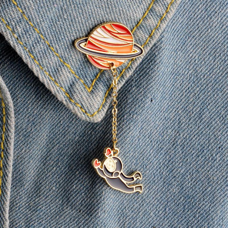 Cute Creative Cartoon Brooch Alloy Pin Small Jewelry - Piolt