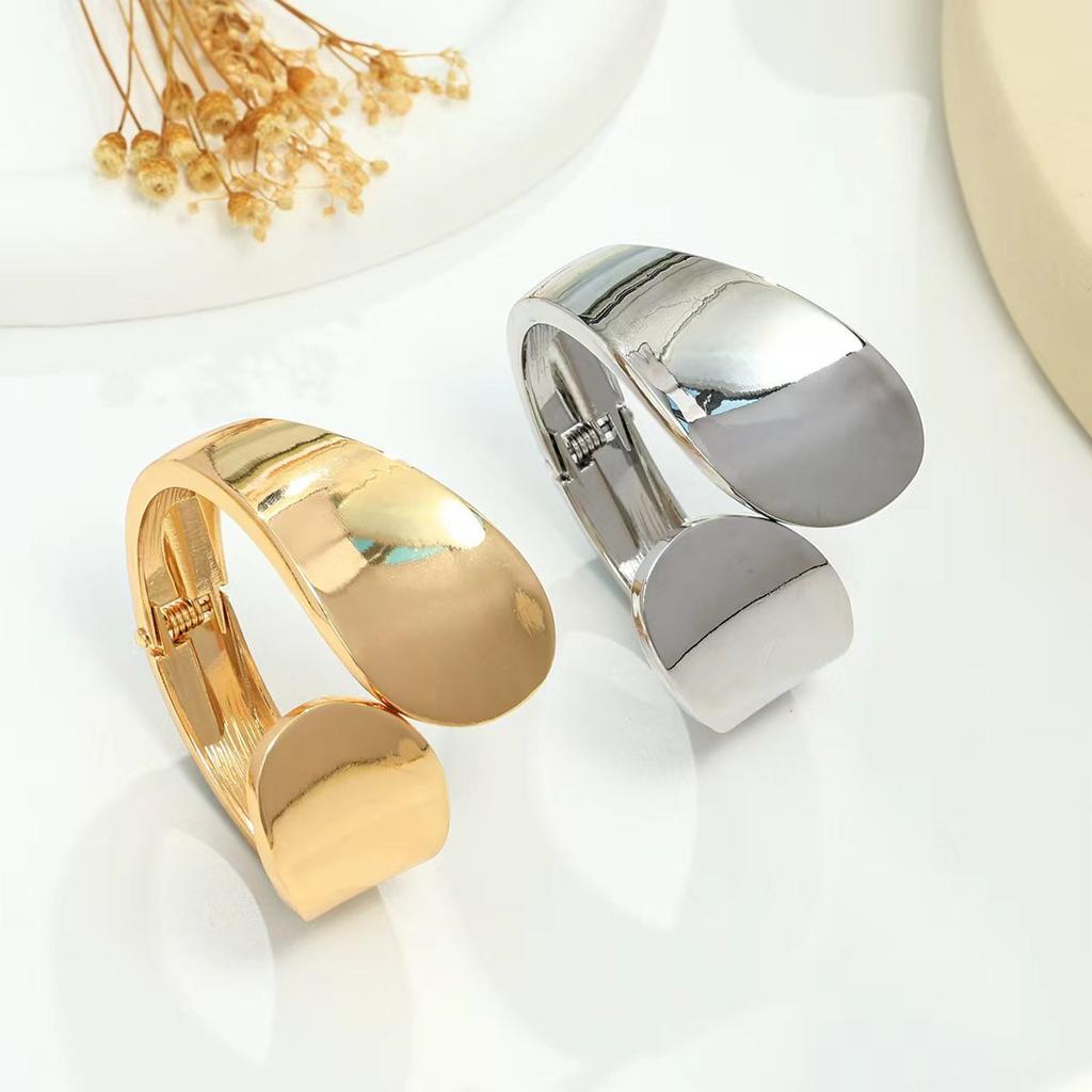Glossy bracelet personalized wide version open metal bracelet special-shaped geometric jewelry wholesale