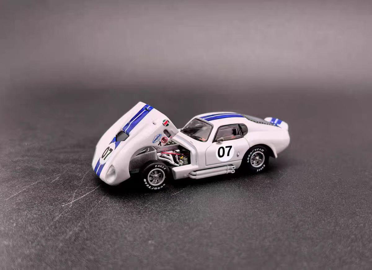 

Fine Works64 FW 1:64 Shelby Daytona Coupe Alloy Car Model Toy Collectible Ornament Gift белый