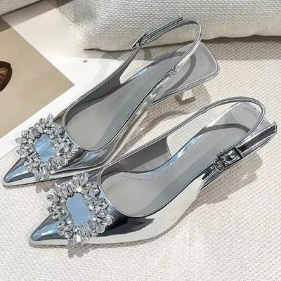 Mode Été 2025 Nouveaux Sandales Stilettos à Bout Pointu en Cuir Verni Creux à Bandes Arrière avec Strass Argentés pour Femmes