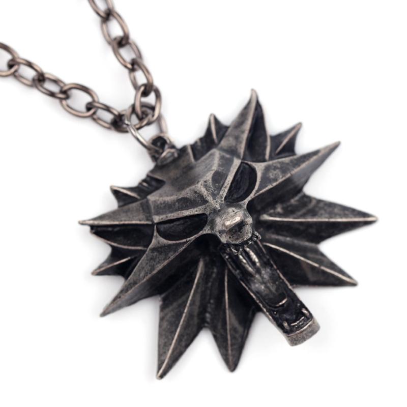 Retro Classic Fashion Pendant Witcher 3 Metal Wolf for Head Men's Animal Necklace Jewelry European American Games Jewelr