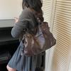 Borsa a Spalla Hobo Morbida in PU Sgualcita con Tracolla Regolabile e Borchie Metalliche Borsa a Mano Casual da Spalla per Donna