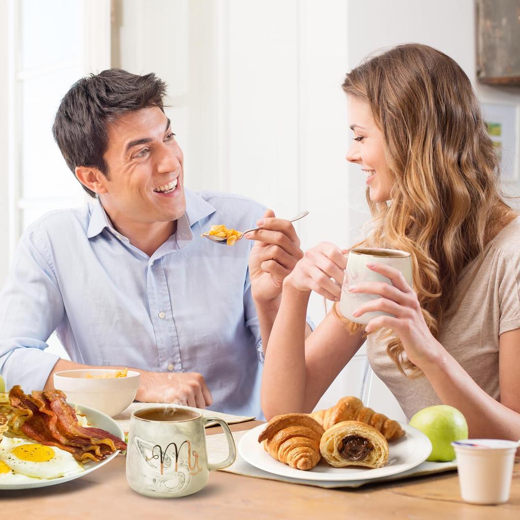 This marble ceramic mug set makes a great wedding gift for wedding anniversary Day fashion housewarming new student birthday and Features lids for