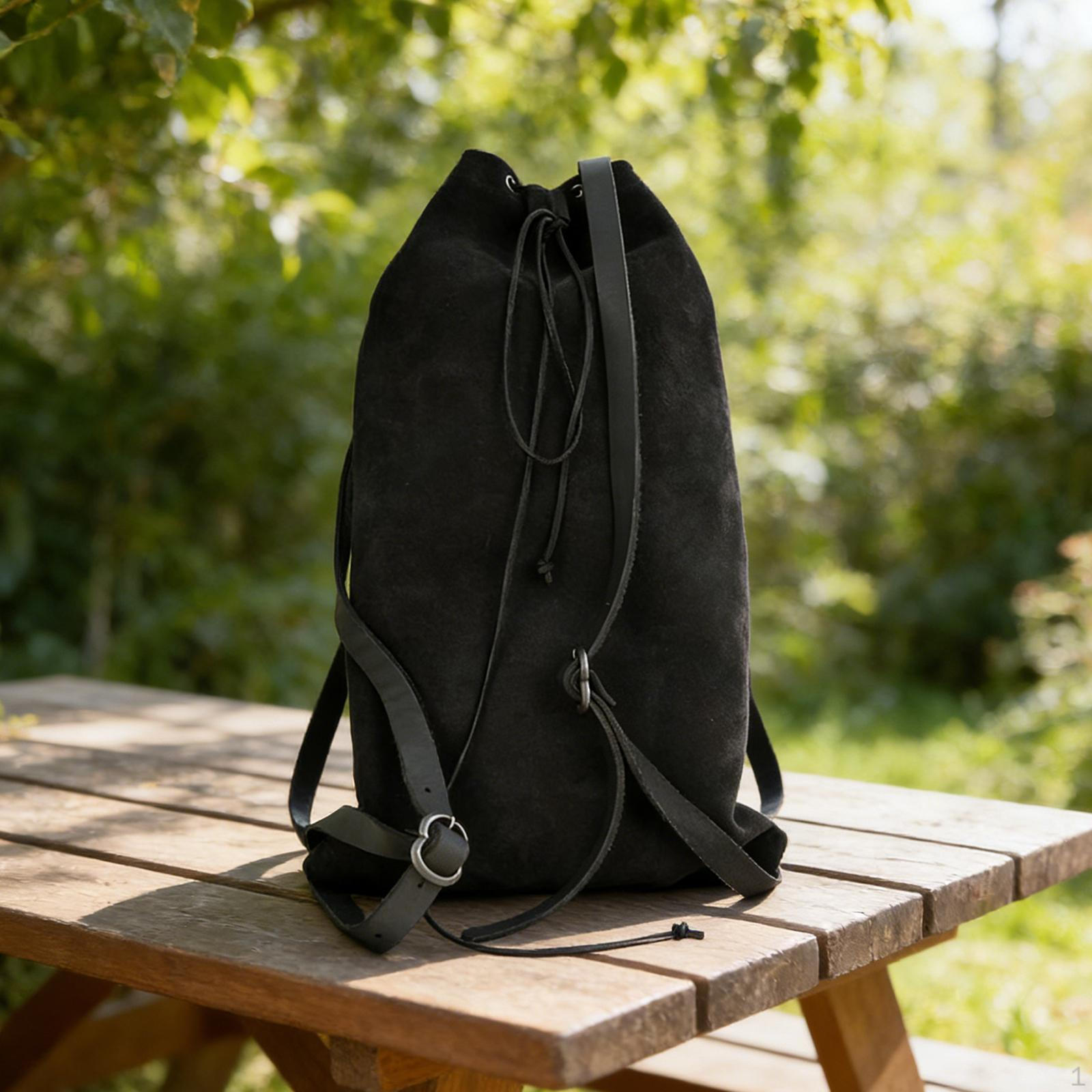 

Casual Daypack Backpack Fanny Pack Shoulder Bag with Adjustable Carrying Options And Medieval Look чорний