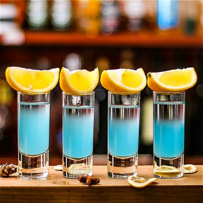 30ml/60ml Schnapsglas mit dickem Boden Kreatives kleines Weinglas Hochwertiges Cocktailglas Party-Spiele Trinkwerkzeuge Barzubehör